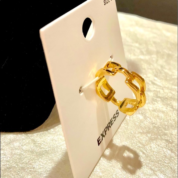 💍 EXPRESS gold Chain Link Ring size 6 NWT 🛍 - Picture 4 of 6